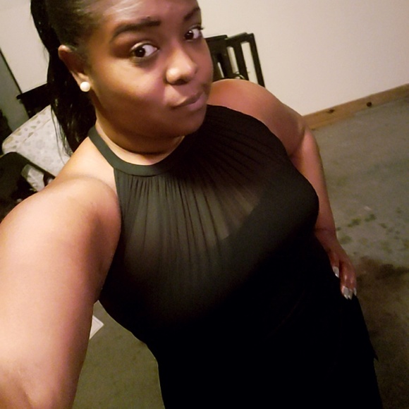 Formal black dress - Picture 2 of 2